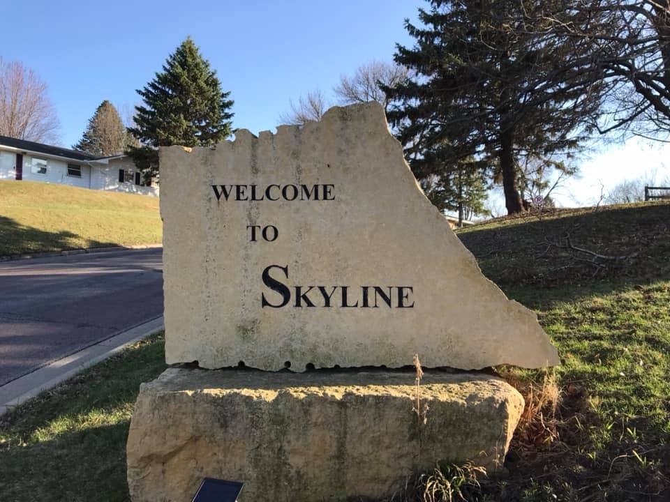 Skyline Welcome Sign